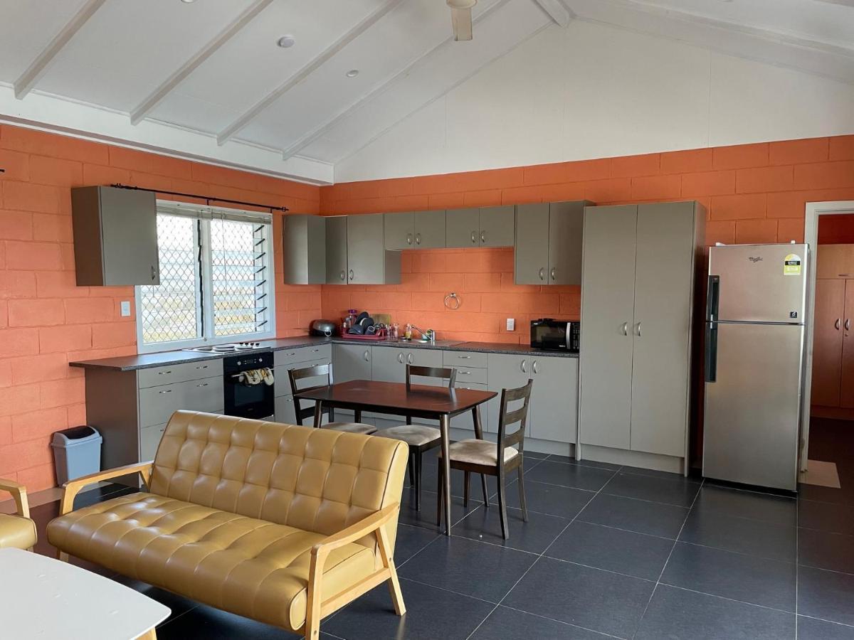 Keris Rental Houses Vaitele Kültér fotó