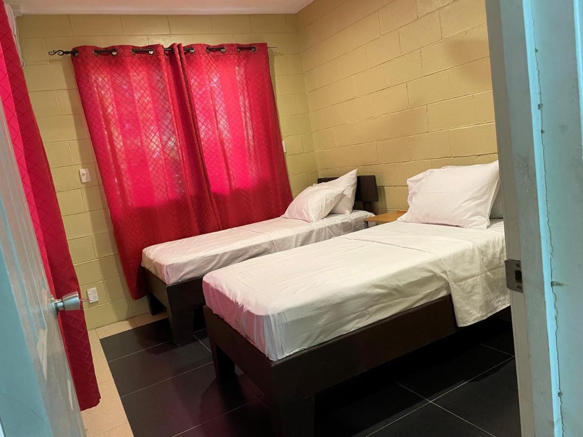 Keris Rental Houses Vaitele Kültér fotó